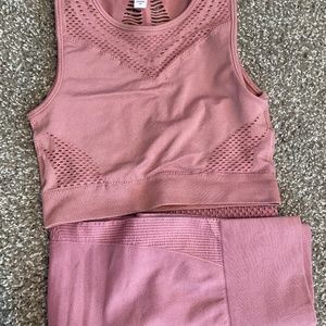 Activewear set! Size S- BRAND NEW!